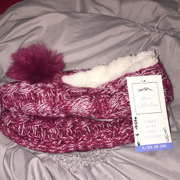 Slippers - Picture 1 of 2